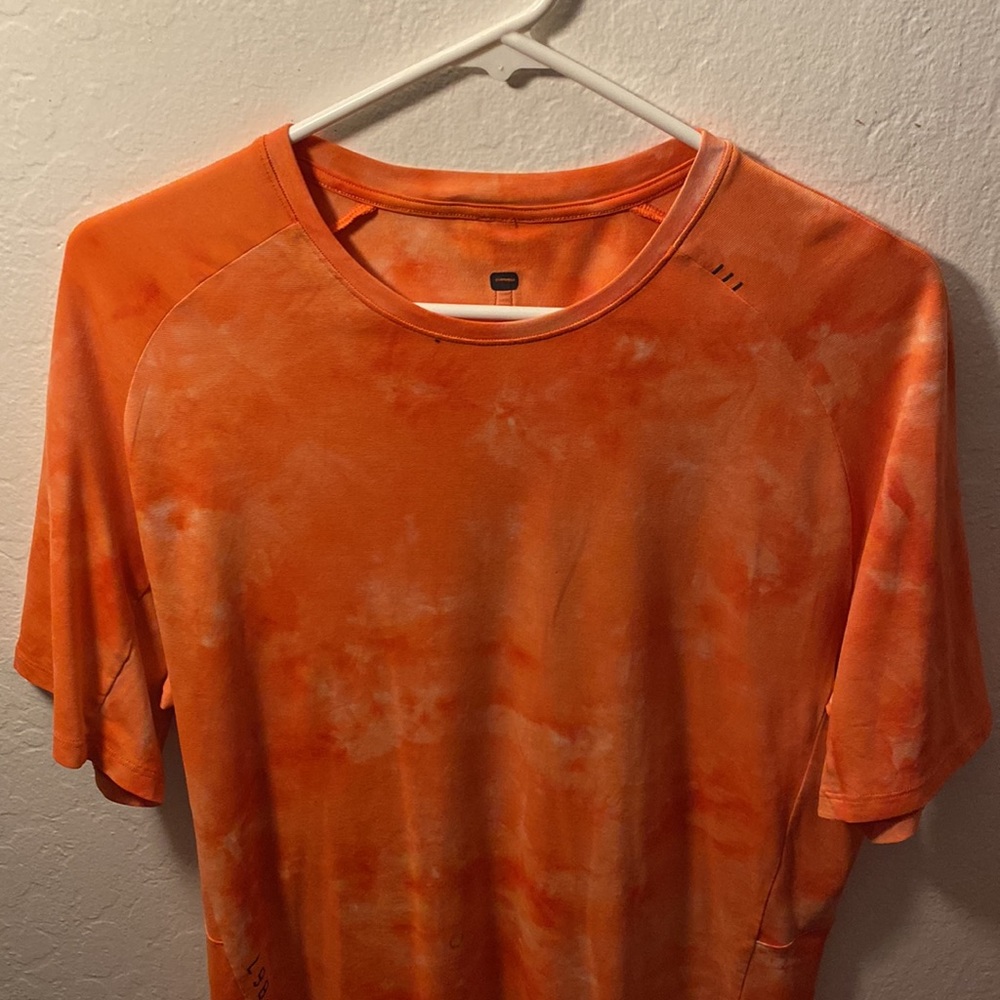 Lululemon Men’s Orange Tie Dye Running Shirt